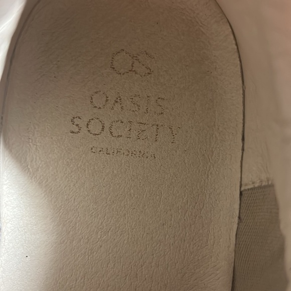 Oasis Women's Cream and Tan Tweed Lighting Bolt Sneakers - Picture 4 of 5